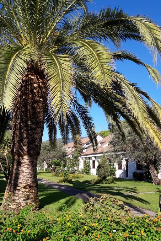 Nausicaa Village Sant'Andrea Apostolo dello Ionio Exterior foto