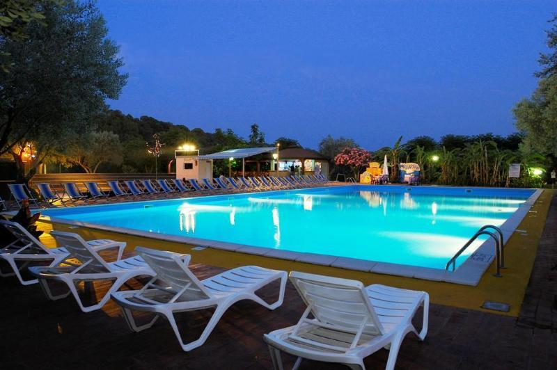 Nausicaa Village Sant'Andrea Apostolo dello Ionio Exterior foto